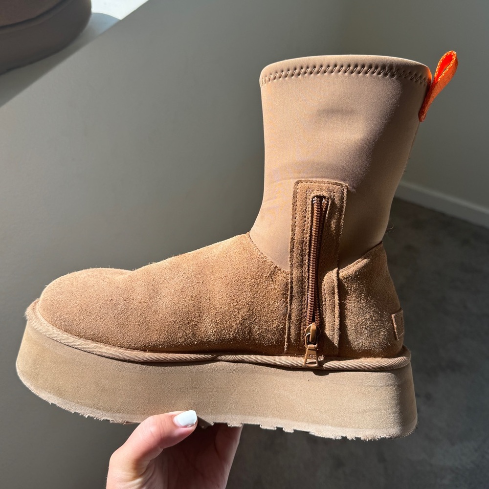 UGG Classic Dipper Platforms